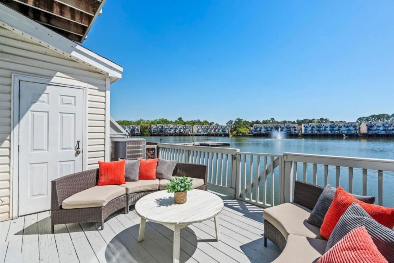 ☆Live On The Water! Lake Palmetto Palm W/ Patio - 10Min To Downtown & Beaches☆ Charleston Eksteriør bilde