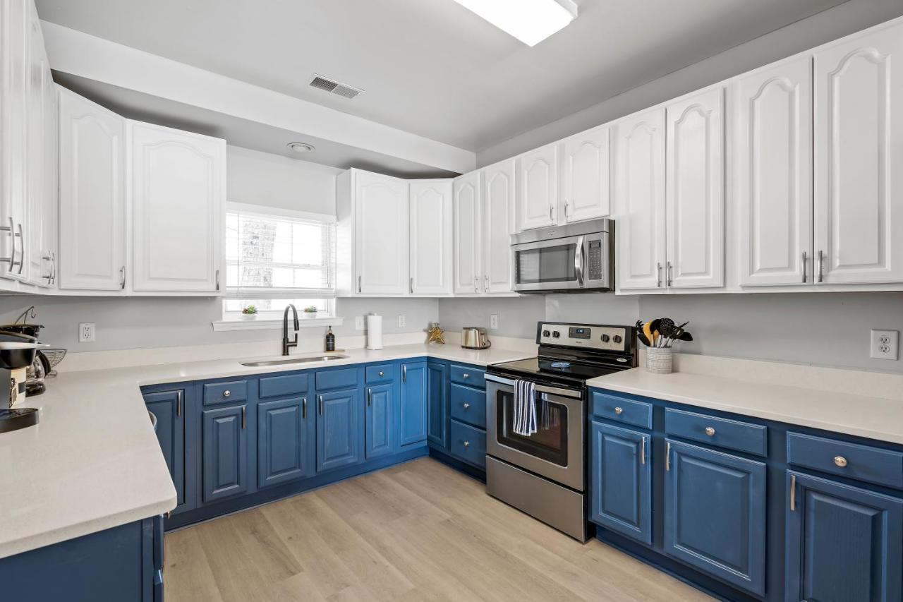 ☆Live On The Water! Lake Palmetto Palm W/ Patio - 10Min To Downtown & Beaches☆ Charleston Eksteriør bilde
