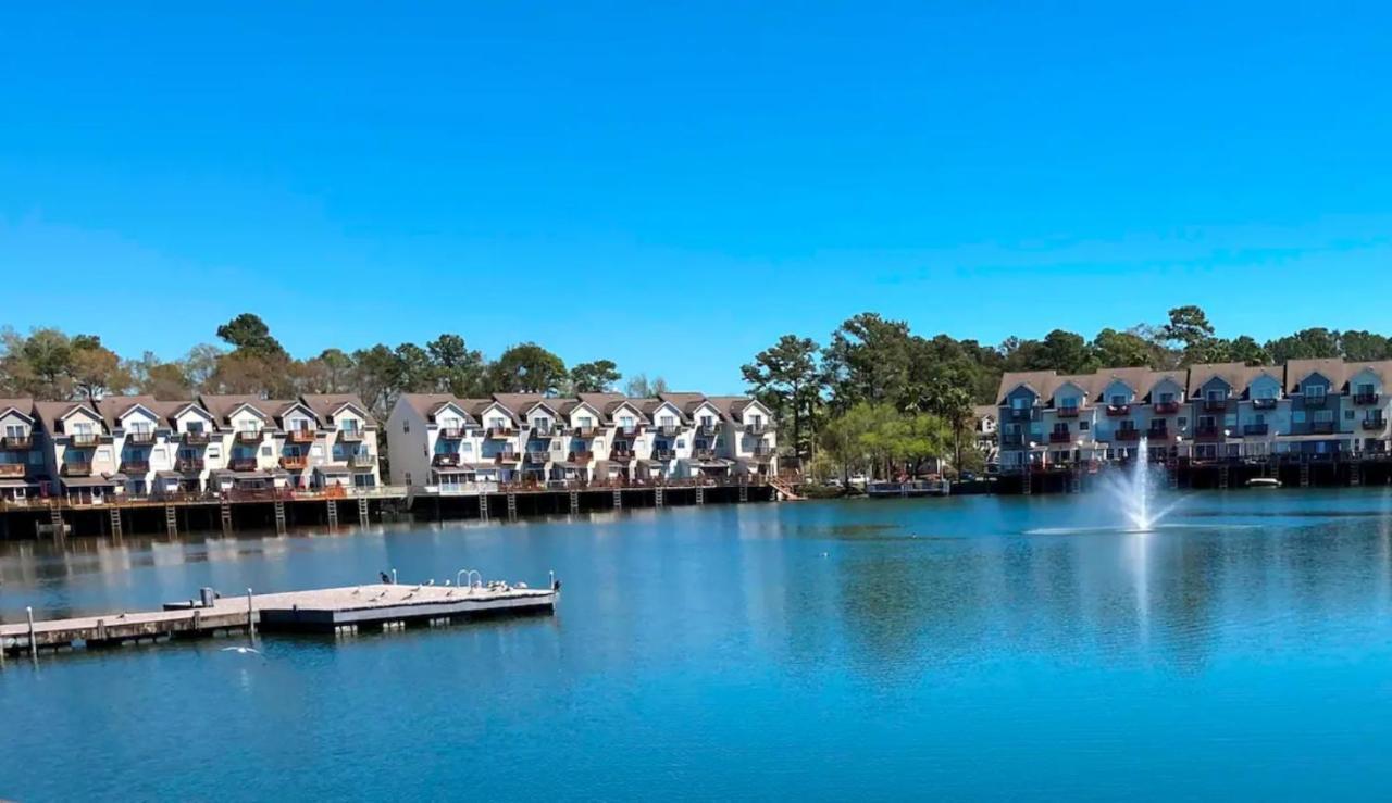 ☆Live On The Water! Lake Palmetto Palm W/ Patio - 10Min To Downtown & Beaches☆ Charleston Eksteriør bilde